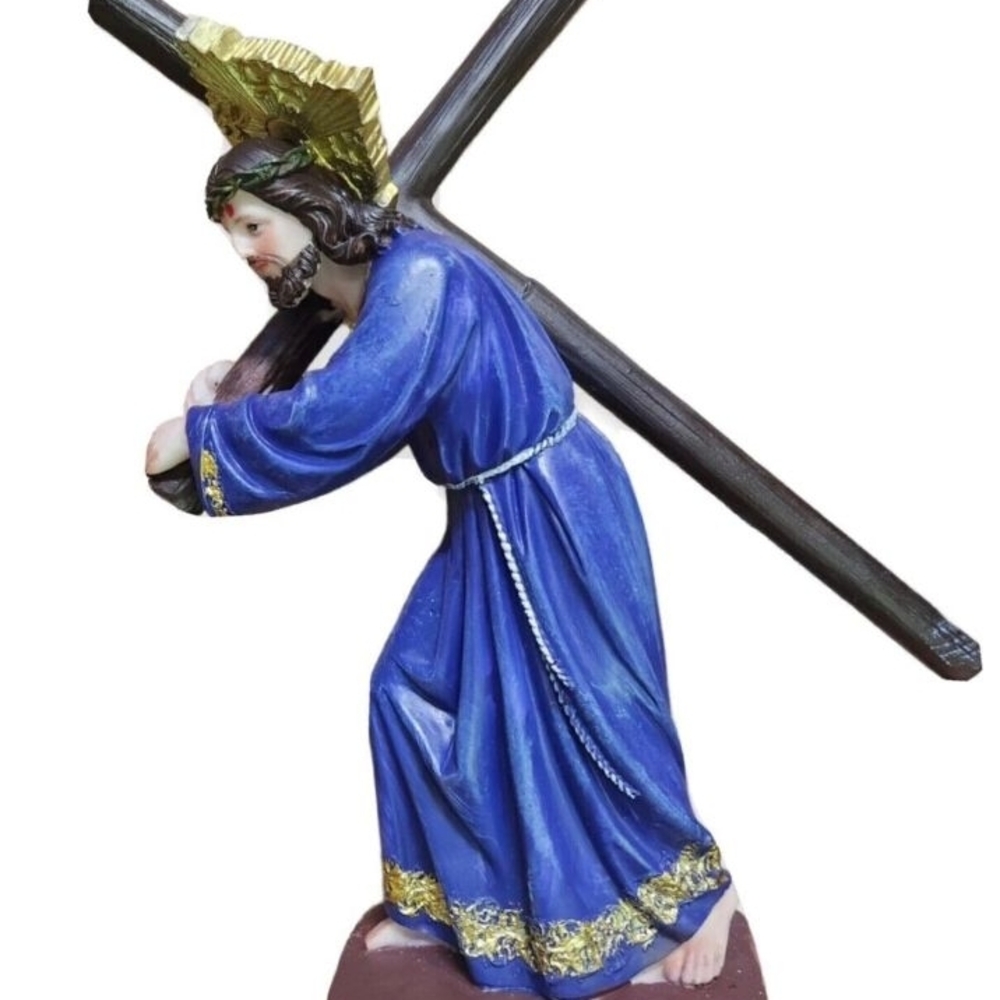8" Religious Statue Via Crucis. Jesus El Nazareno